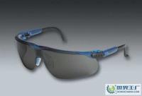 M流线型防护眼镜 专业安全与舒适体验的完美结合